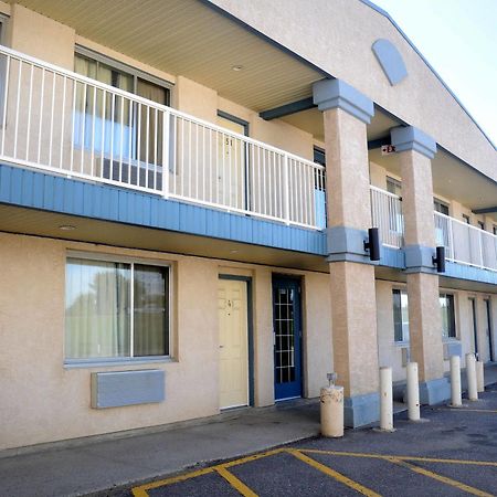 Country Lane Inn & Suites Swift Current Dış mekan fotoğraf